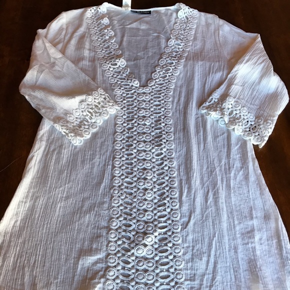 La Blanca Dresses & Skirts - La Blanca  mini pool dress Sz Medium